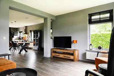 Vrijstaand vakantiehuis aanlegsteiger en...