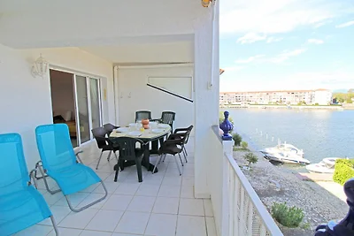 Appartamento a Empuriabrava con Vista Lago