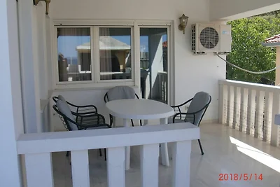 2-Zimmer-Wohnung mit Terrasse