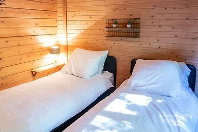 Chalet im Wald mit Whirlpool und Sauna