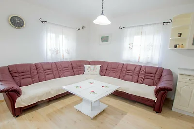 Sunny Two Bedroom Retreat in Beautiful Bizelj...