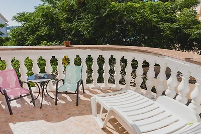 One Bedroom Apartment with balcony