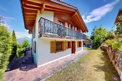 Majestätisches Chalet mit Innenpool