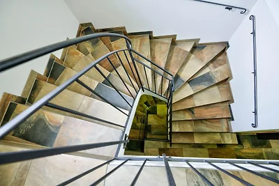 Ski-In/Ski-Out Brunner Apartment Top 2