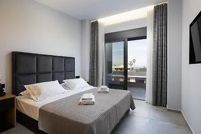 Villa mit Meerblick, Pool und Grill für 8...