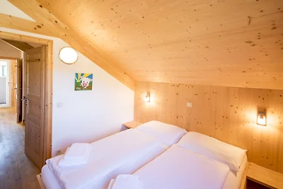 Lovely chalet with IR sauna