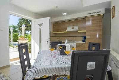 Villa in Jadranovo mit Schwimmbecken