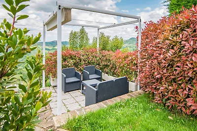 Ruhige Wohnung in Cupramontana mit Garten