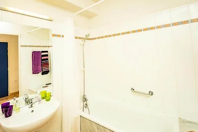 Wohnung in Frankreich nahe Strand & Hafen