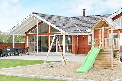 Lujoso refugio con piscina en Nordborg.