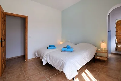 Geräumige Villa in Arenas mit Meerblick