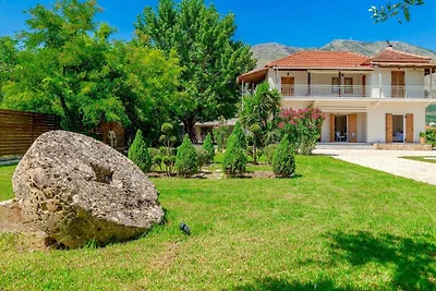Villa panoramica a Pigadakia con piscina...