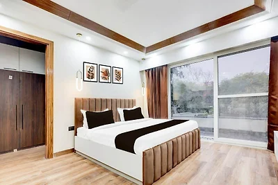 Super Hotel O Sector 43 Gurgaon