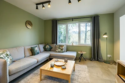 Vakantiehuis in Dochamps met hottub