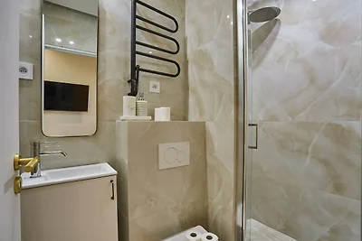 Subliem appartement met airconditioning in he...