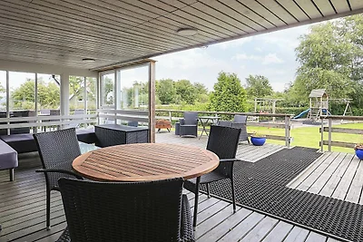 17 Personen Ferienhaus in Roslev-By Traum