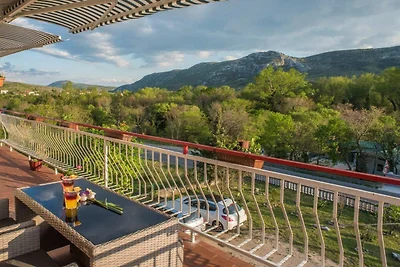 One Bedroom Apartment