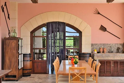 Villa in Muro mit privatem Pool und Garten