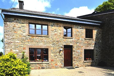 Gemütliches Ferienhaus in Odeigne mit Sauna