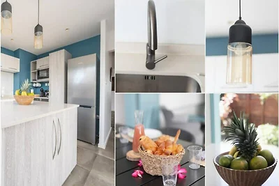 Villa in Gros Raisin in der Nähe eines atembe...