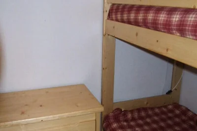 2 ZIMMER FÜR 4 PERSONEN MIT SCHLAFZIMMER MIT...