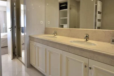 3-kamerappartement nabij het stadscentrum, me...