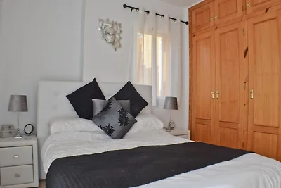 Geräumiges Ferienhaus mit Pool