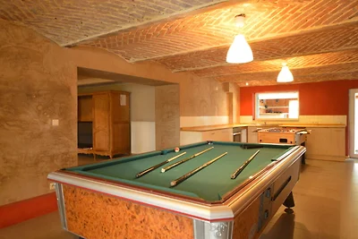Casa vacanze a Libomont con sauna e jacuzzi