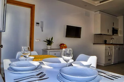 Invitante appartamento con balcone