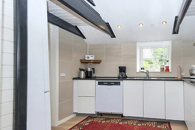 Verzaubertes Ferienhaus mit Whirlpool-By...