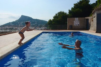 Wohnung in Estartit mit Meeresstrand