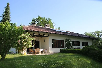 Vakantiehuis in Miesbach met zwembad