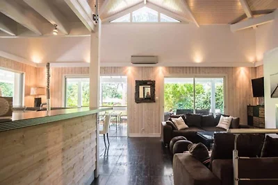 Häuser & Villen für 10 Personen