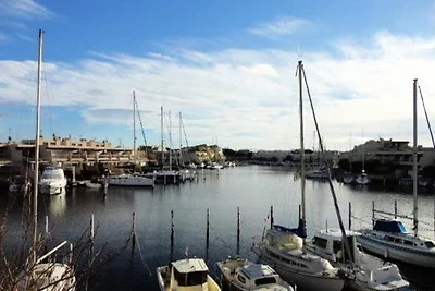 Appartement in Aigues-Mortes vlakbij het...