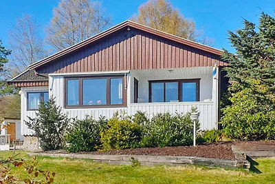 5 person holiday home in STILLINGSÖN-By Traum