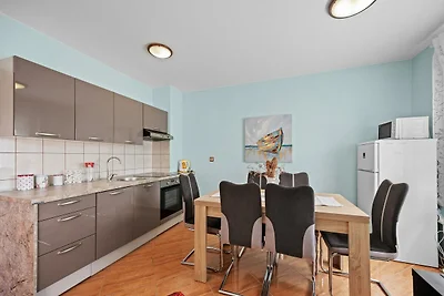 Rustig appartement aan zee in Kampor