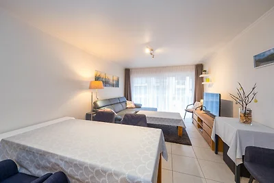 Wohnung nahe Zeedijk mit Terrasse