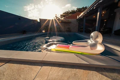 Luxe villa met zwembad nabij Pointe Marin