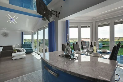 Villa in Fažana nahe Strand mit Pool