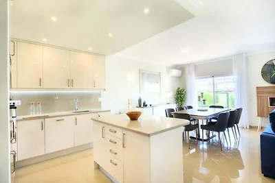 Haus in Lagos mit Pool und Golfplatz