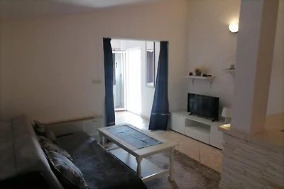 Apartments Libertas - Two Bedroom Apartment w...