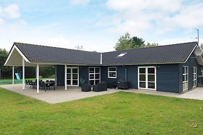 14 persoons vakantie huis in Højslev