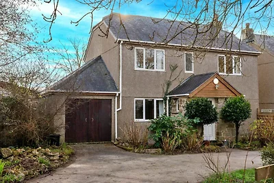 Spacious holiday home in Sennen, No deposit