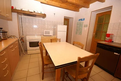 Spaziosa casa vacanze vicino alla foresta