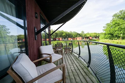 Soggiorno moderno con cultura