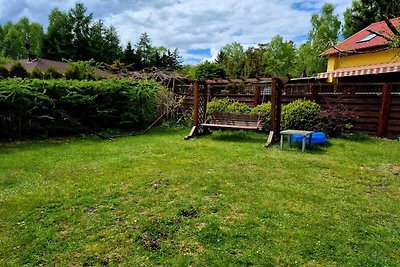 Ferienvilla am See, privater Garten