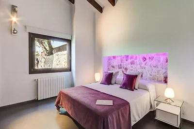 Villa in der Nähe von Muro mit Wasserfallpool