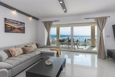 Apartments Bregha - Three Bedroom Apartment w...