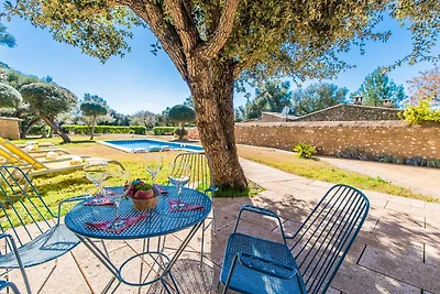 Charmante Villa mit 3 Schlafzimmern auf...