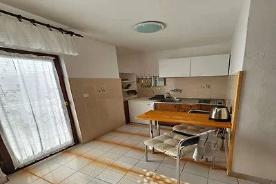 Apartament, 200 metrów od plaży Bristak